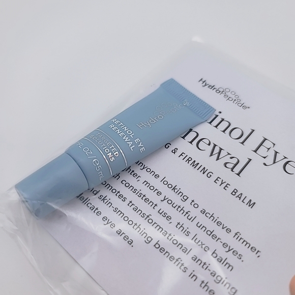 HydroPeptide Retinol Eye Renewal - Picture 4 of 6